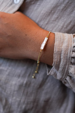Isla Pearl Bracelet - Sunspell by Jinx the Label