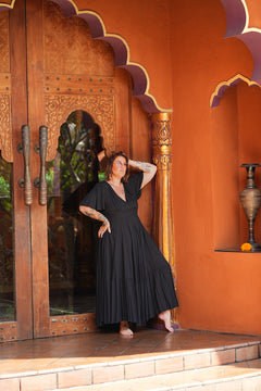 Mary Dress - Black - By Jinx the Label