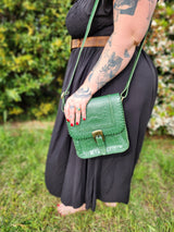 Farrah leather carved bag with buckle-green